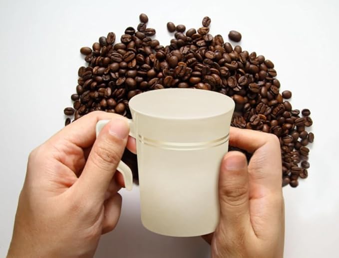OCCASIONS 120 Mug Pack, Heavyweight Disposable Wedding Party Plastic 8 oz Coffee/Tea/Cappuccino/Espresso Cups with Handles (Ivory & Gold Rim)
