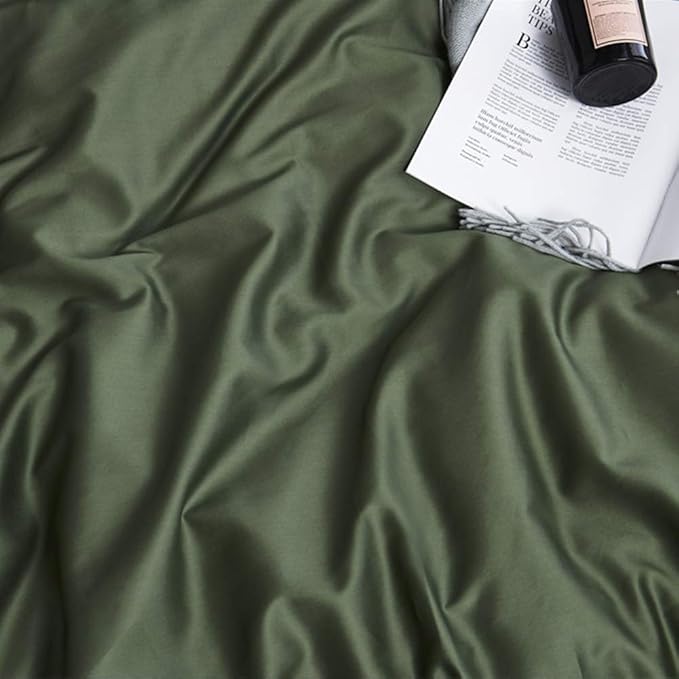 VM VOUGEMARKET Green Duvet Cover Queen,3pcs Silky Cooling Sateen Cotton Bedding Set for Hot Sleeper,Soft Breathable Duvet Cover with Zipper (Dark Green,Queen)