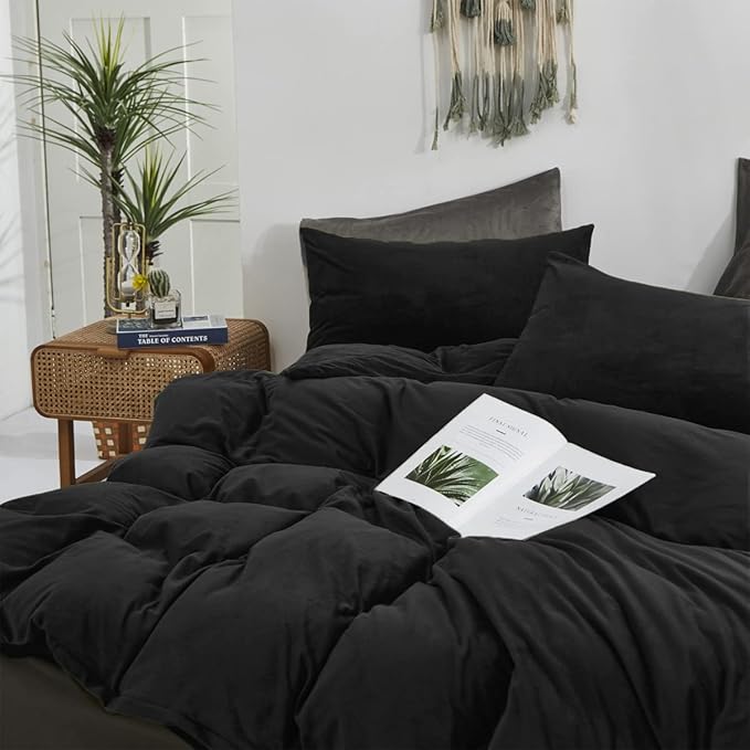 Pureant Black Velvet Comforter Set - California King, Fluffy Bedding, Flannel Quilt, Modern Minimalist All Black Comforter with Micromink Sherpa Plush Bed
