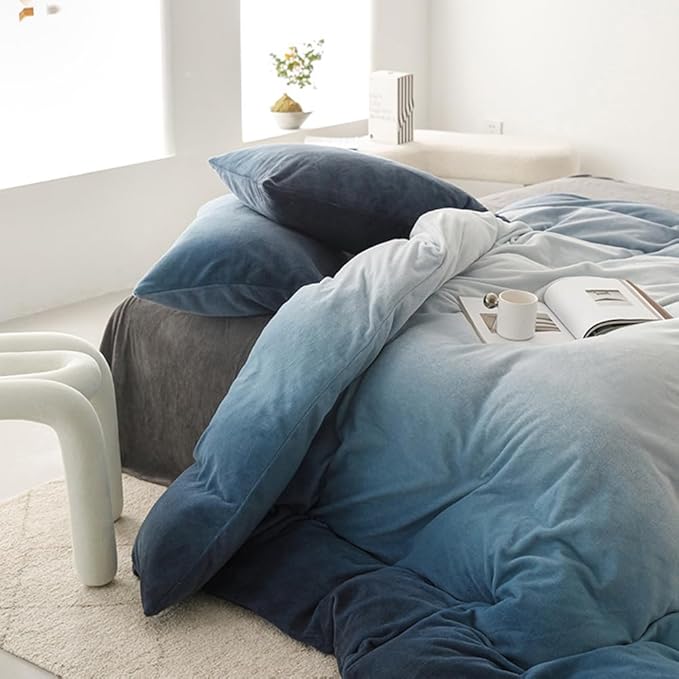 CLOTHKNOW Blue White Fluffy Comforter Sets Twin/Twin XL Dark Blue Velvet Bedding Comforter Sets Blue White Bedding Sets Soft