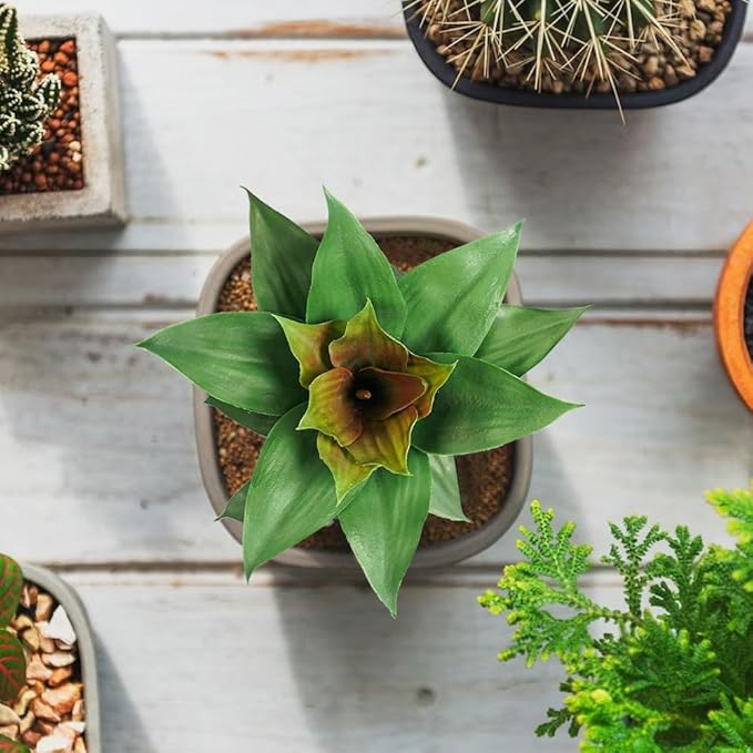 Melorca&Guilla Artificial Succulents Plants,2PCS 11" Diam 20 Leaves Large Fake Aloe Plants,Faux Succulents Unpotted for Shop Garden Office Home Décor