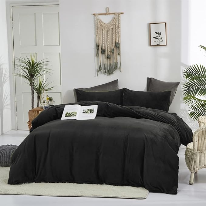 Pureant Black Velvet Comforter Set - California King, Fluffy Bedding, Flannel Quilt, Modern Minimalist All Black Comforter with Micromink Sherpa Plush Bed