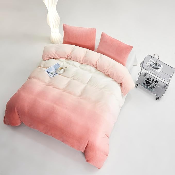 CLOTHKNOW Pink White Fluffy Full Size Comforter Sets 3Pcs Velvet Bedding Comforter Sets Soft Pink Comforter with 2 x Pillowcases Girls Women Comforter