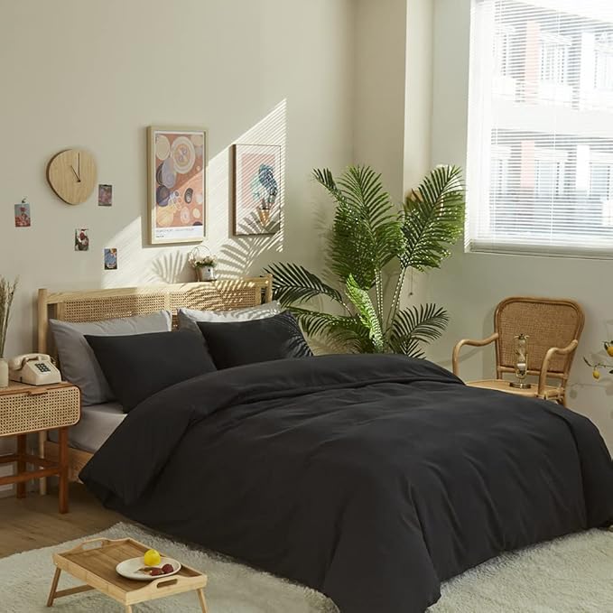CLOTHKNOW Black Comforter Set King Size All Black Bedding Comforter Sets Men Boys Comforter Soft Comforter with 2 x Pillow Cases