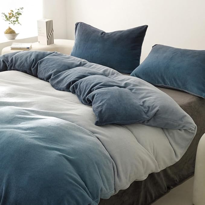 CLOTHKNOW Blue White Fluffy Comforter Sets Twin/Twin XL Dark Blue Velvet Bedding Comforter Sets Blue White Bedding Sets Soft
