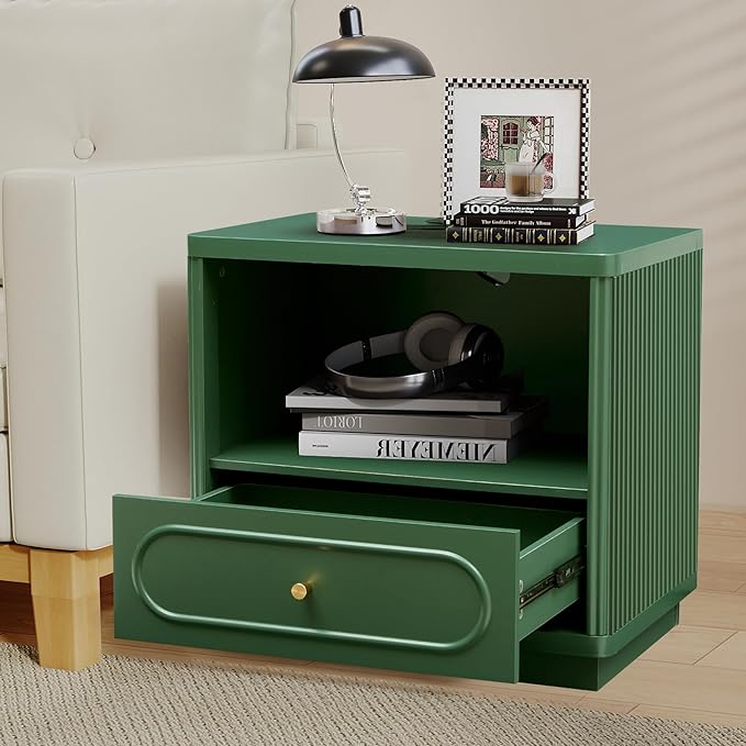 Fluted Nightstand with Charging Station Set of 2, Modern Wood Nightstand with Drawer Storage, Night Stand Bedside Table with Type-C and USB Ports, Night Stand for Bedroom, Green