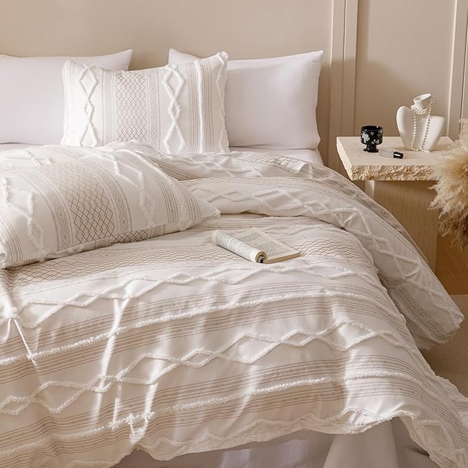 CLOTHKNOW White Boho Queen Comforter Set Fluffy Farmhouse Bedding Comforter Sets Clipped Jacquard Stripes Comforter White Khaki Comforters