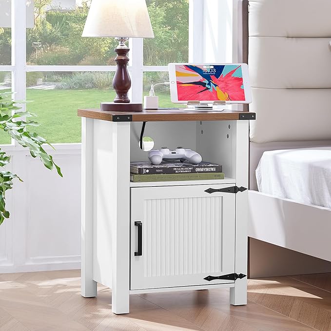 Antique White Nightstand Set of 2, 18 Inch Farmhouse Night Stand with Charger Station and USB Port, Modern Couch Side Table with Magnetic Door and Storage Shelf, Bedside Tables for Bedroom