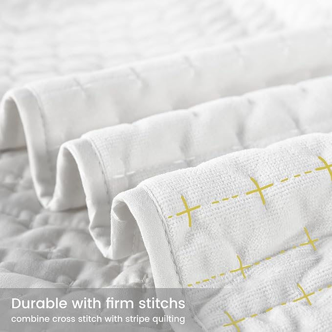 Velvet Quilt King Size, Luxurious Reversible Quilted Bedding Set, Lightweight Velvet Comforter Coverlet with Brushed Back, Cross Stitch Striped, Ultra Soft Cozy Warm for All Season,White