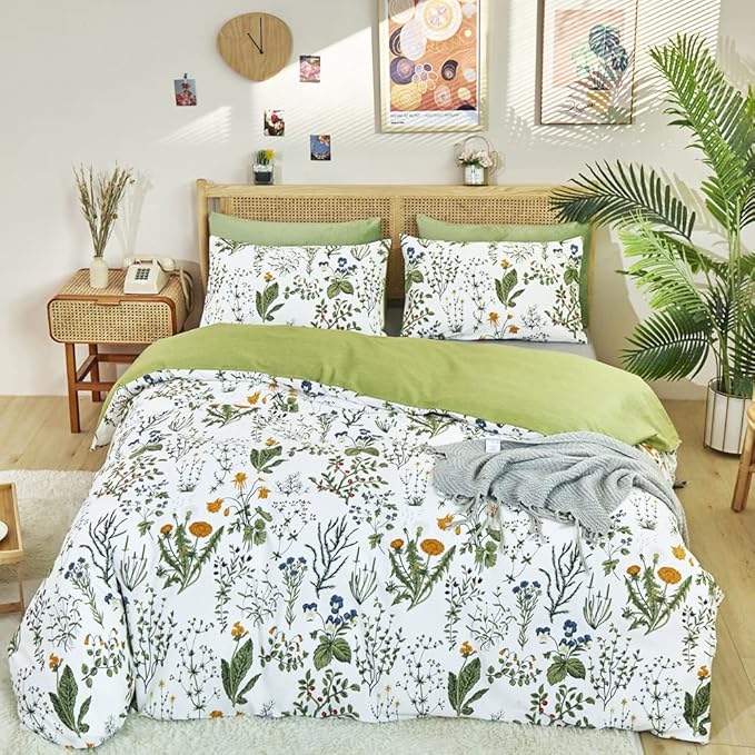 CLOTHKNOW Green White Floral King Size Comforter Set Boho Farmhouse Bedding Comforter Sets Flowers Comforter Botanical Comforter with 2 x Pillow Cases