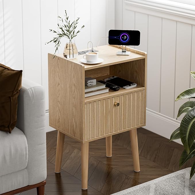 Side Table with Charging Station, Modern End Table with Fluted Drawer, Bedside Table, Night Stand with 2 Tiers Storage Space, for Bedroom, Living Room, Oak