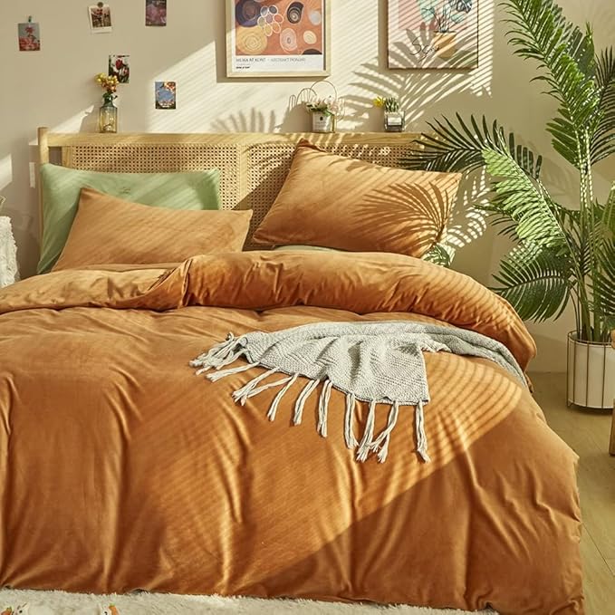 CLOTHKNOW Brown Queen Comforter Set 3Pcs Fluffy Bedding Comforter Sets Pumpkin Queen Comforter Soft Orange with 2 x Pillow Cases