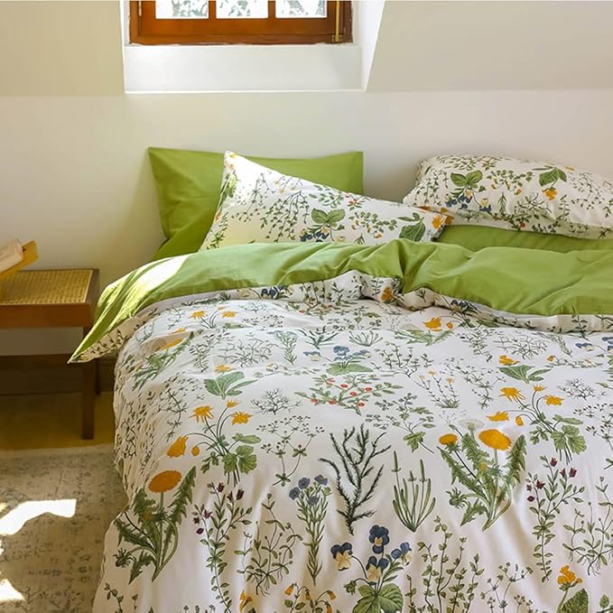 CLOTHKNOW Green White Floral King Size Comforter Set Boho Farmhouse Bedding Comforter Sets Flowers Comforter Botanical Comforter with 2 x Pillow Cases