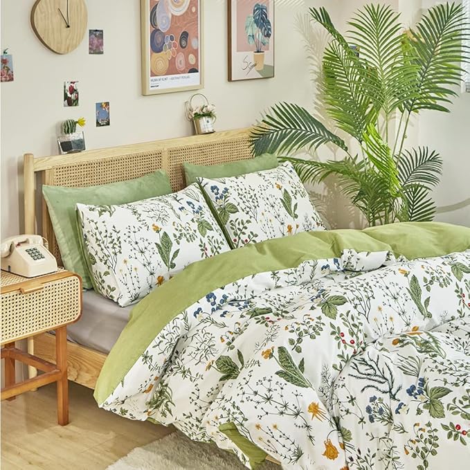 CLOTHKNOW Floral Full Size Comforter Sets 3Pcs Green White Bedding Comforter Sets Botanical Comforter with 2 x Pillow Cases