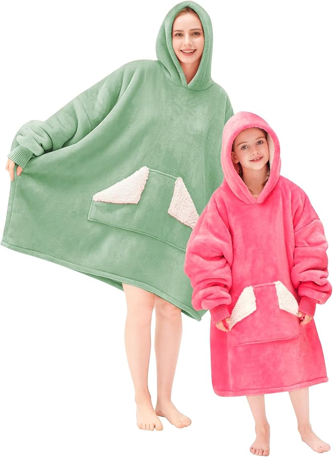Touchat Wearable Blanket Hoodie, Oversized Sherpa Blanket Sweatshirt with Hood Pocket and Sleeves, Gifts Hooded Blanket for Adult Women Men (Light Green)
