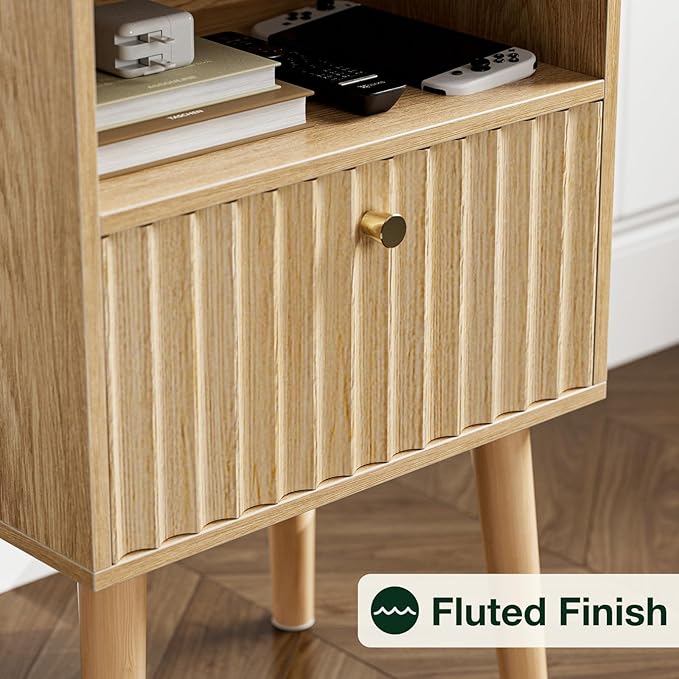 Side Table with Charging Station, Modern End Table with Fluted Drawer, Bedside Table, Night Stand with 2 Tiers Storage Space, for Bedroom, Living Room, Oak