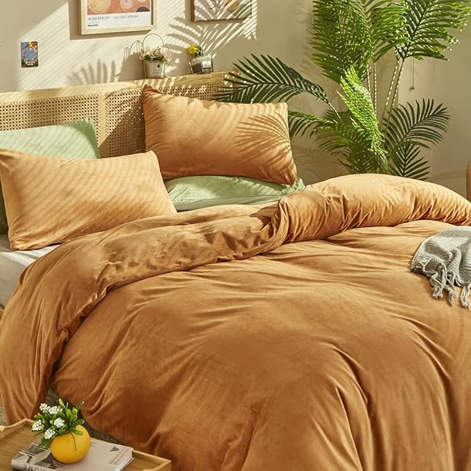 CLOTHKNOW Brown Queen Comforter Set 3Pcs Fluffy Bedding Comforter Sets Pumpkin Queen Comforter Soft Orange with 2 x Pillow Cases