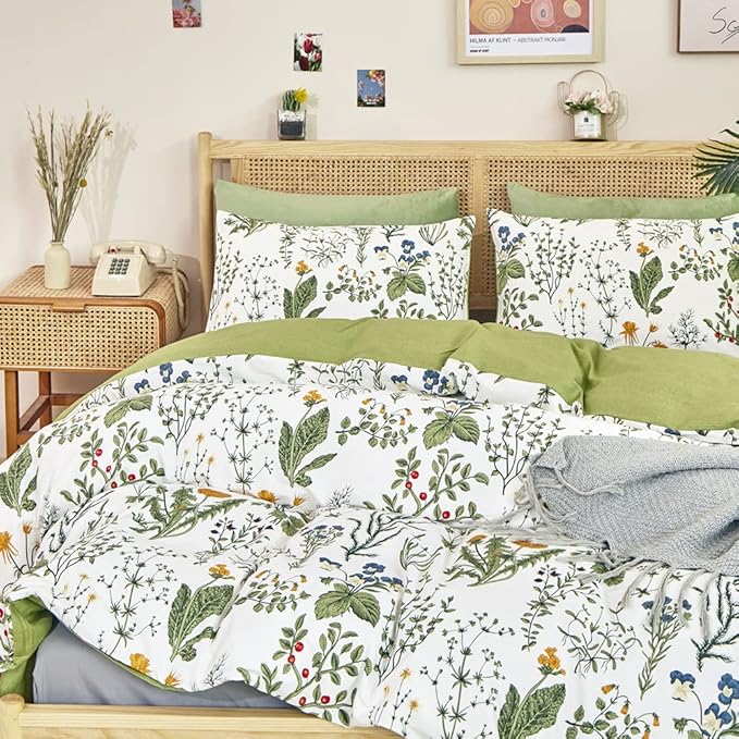CLOTHKNOW Green White Floral King Size Comforter Set Boho Farmhouse Bedding Comforter Sets Flowers Comforter Botanical Comforter with 2 x Pillow Cases
