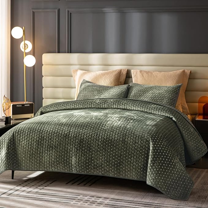 Velvet Quilt King,Luxurious Old World Look Cross Stitch Striped Quilted Velvet Comforter Set,Oversized Bedspread Coverlet with Brushed Back,Ultra Soft Cozy Warm for All Season,Grayish Green