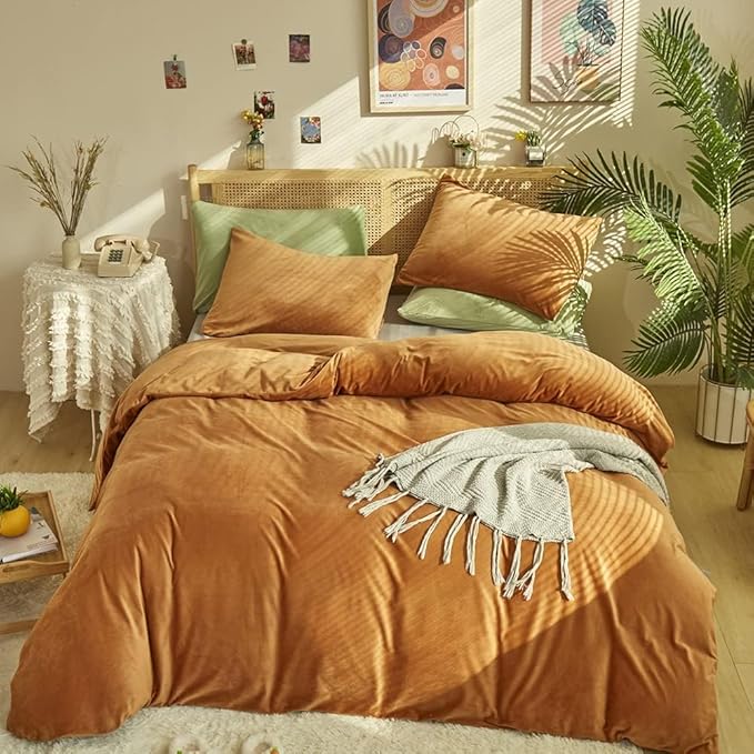 CLOTHKNOW Brown Queen Comforter Set 3Pcs Fluffy Bedding Comforter Sets Pumpkin Queen Comforter Soft Orange with 2 x Pillow Cases