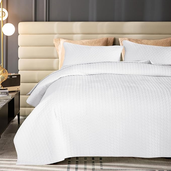 Reversible White Velvet Quilt Twin Size Set, Luxurious Cross Stitch Striped Quilted Bedding Set, Ultra Soft Cozy Warm Bedspread Coverlet with Brushed Back for All Season