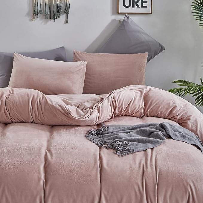 Luxlovery Pink Velvet Comforter Set Cal King Blush Pink Fluffy Bedding Comforter Set California King Light Pink Solid Color Sherpa Micromink Blanket Quilts 3 Piece Dusty Pink Bedding Comforter Set