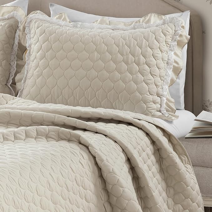 Lush Decor Ella Ruffle Lace Quilt, 3 Piece Set, Full/Queen, Neutral - Cute Quilt - Queen Bedding Set - Beige Bedding Full Size - Coquette Decor - Neutral Ruffle Trim - Beige Lace Trim