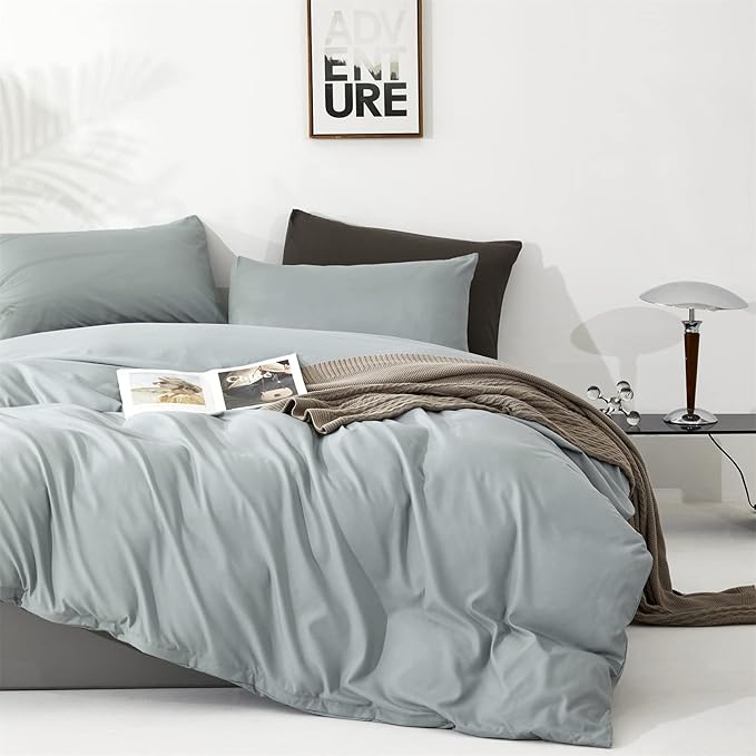 CLOTHKNOW Light Blue Queen Comforter Set 3Pcs Blue Bedding Comforter Sets Soft Women Grils Queen Comforter with 2 x Pillow Cases