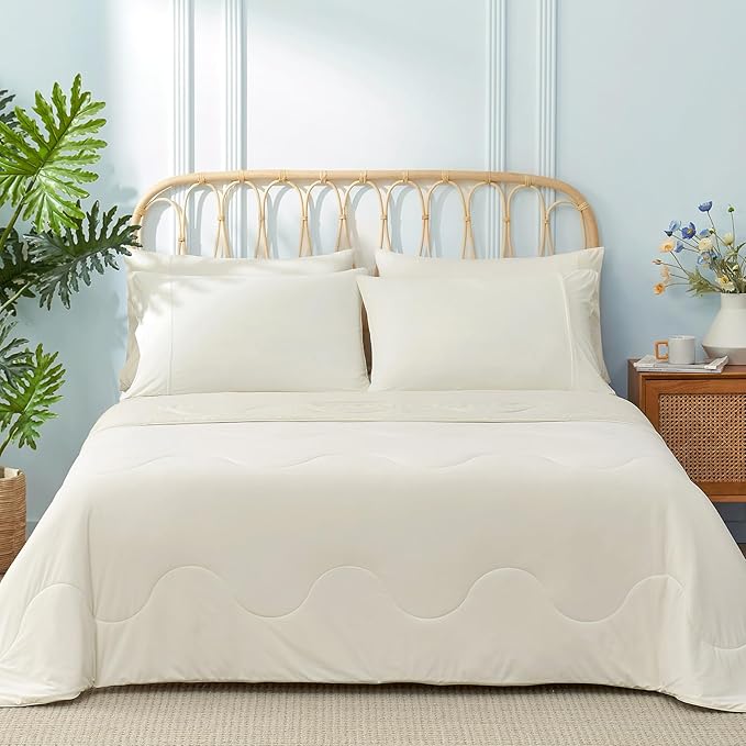 Snuggle Sac Cooling Comforter King Size, Breathable Cooling Blankets for Hot Sleepers and Night Sweats, Soft Lightweight King Size Blankets, 106x90 Inches, Snow Ivory