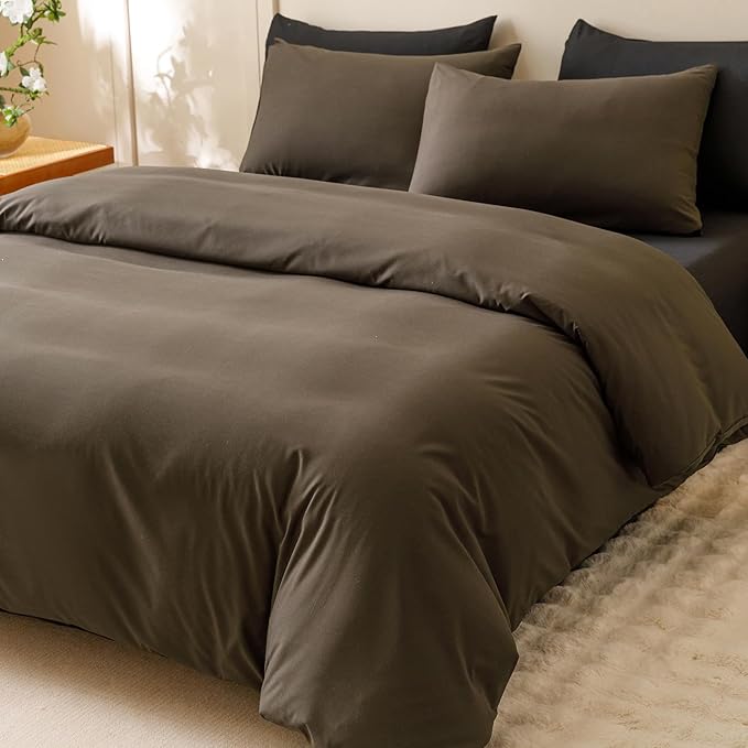 CLOTHKNOW Chestnut Brown Queen Comforter Set 3Pcs Brown Bedding Comforter Sets Dark Brown Queen Comforter Soft Mocha Coffee Comforter with 2 Pillow Cases