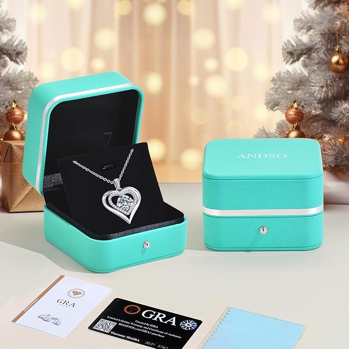 Moissanite Heart Pendant Necklaces for Women, 925 Sterling Silver Gold Plating Lab-Created Gem Necklace Engraved with 'I LOVE YOU', Ideal Anniversary Birthday Christmas Valentine Engagements Mothers Day Jewelry Gifts for Mom Wife Girlfriend Daughter Her