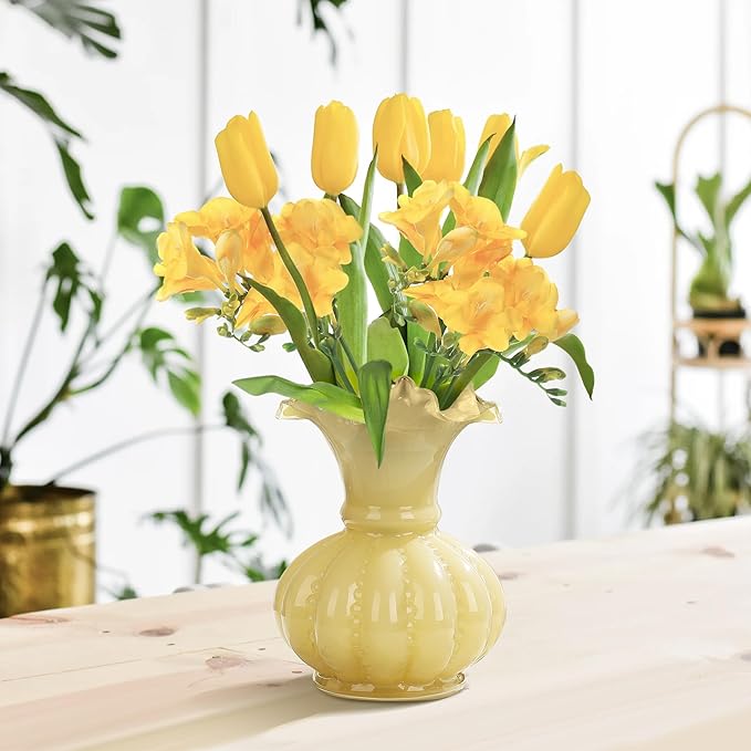 Joeyan Handmade Yellow Glass Flower Vase,7.9" Vintage Decorative Urn Vase for Centrepieces Bouquet Wedding,Colored Thickened Pedestal Vase Decorations for Rustic Home Living Room Office Farmhouse