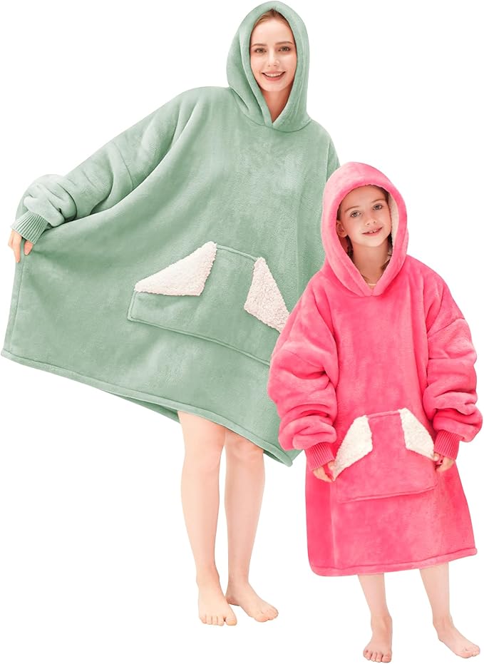 Touchat Wearable Blanket Hoodie, Oversized Sherpa Blanket Sweatshirt with Hood Pocket and Sleeves, Gifts Hooded Blanket for Adult Women Men (Green)
