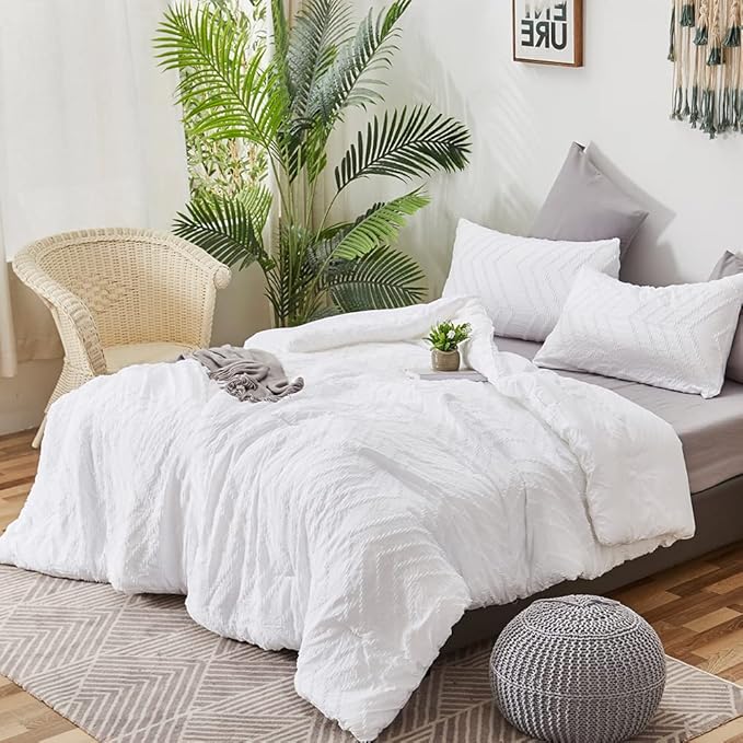 CLOTHKNOW White Tufted Full Size Comforter Sets Farmhouse Bedding Comforter Sets Shabby Chic Comforters Soft Boho Comforter with 2 x Pillow Cases