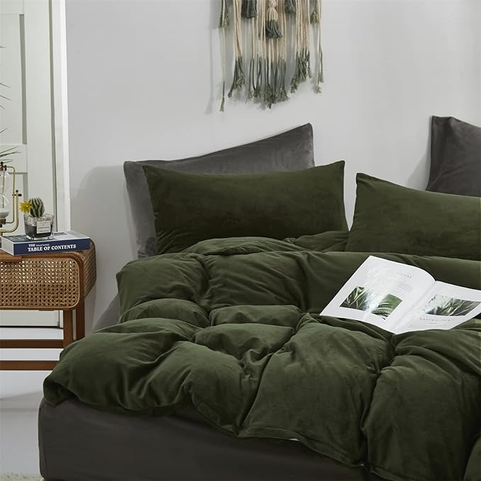 Cottonight Army Green Velvet Comforter Set - Queen Size, Olive Green Plush Fluffy Bedding, Dark Green Blanket, Modern Winter Warm 3 Piece Set for Women & Men