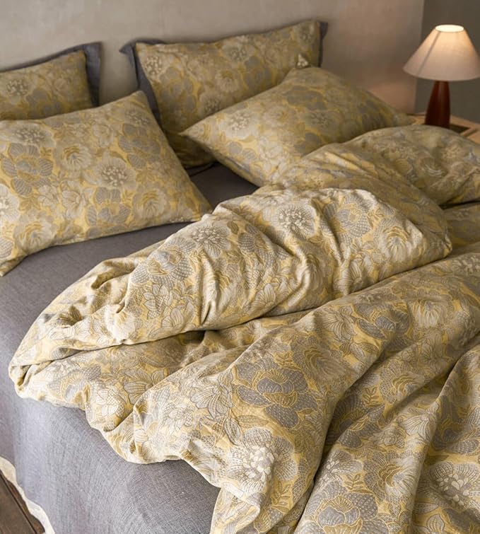 VM VOUGEMARKET Jacquard Flower Duvet Cover King with 2 Pillowcases,Retro Golden Yellow Bedding Set,Soft Breathable Yarn-Dyed Cotton Duvet Cover with Zipper Closure