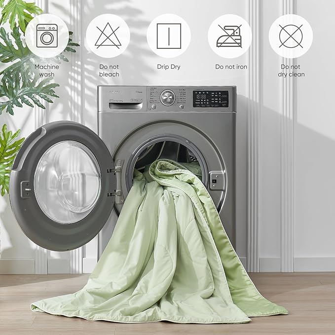 Snuggle Sac Cooling Comforter King Size, Breathable Cooling Blankets for Hot Sleepers and Night Sweats, Soft Lightweight King Size Blankets, 106x90 Inches, Sage Green