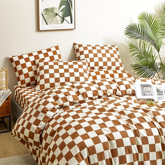 CLOTHKNOW Plaid King Size Comforter Set Brown Beige Bedding Comforter Sets Soft All Season Checker Caramel Comforter with 2 x Pillowcases