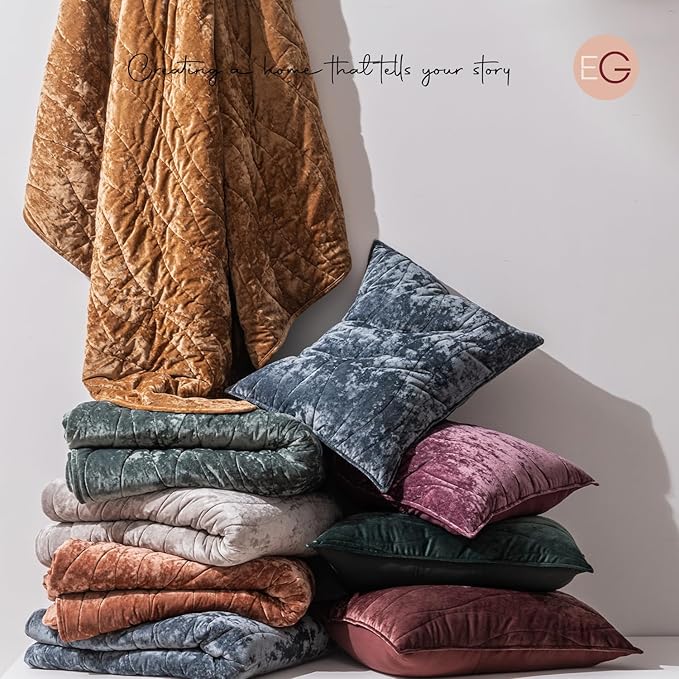 EVERGRACE Luxury Velvet Quilt King Size, Ultra Soft Wave Crushed Velvet Bedding Set, Lightweight Quilted Comforter Set for All Season, Oversized Bedspread Coverlet with 2 Shams, Emerald Green