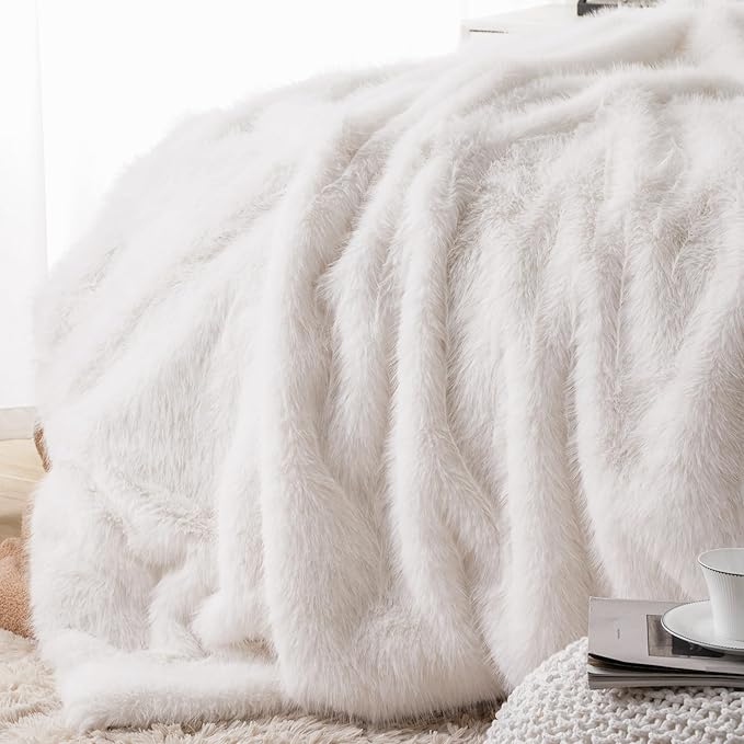 BATTILO HOME Luxury White Fluffy Faux Fur Throw Blanket, Large Fur Blankets and Throws for Couch, Bed, Super Soft Cozy Warm Plush Fuzzy Fur Throws with Long Pile, 60"x80" (Ivory)