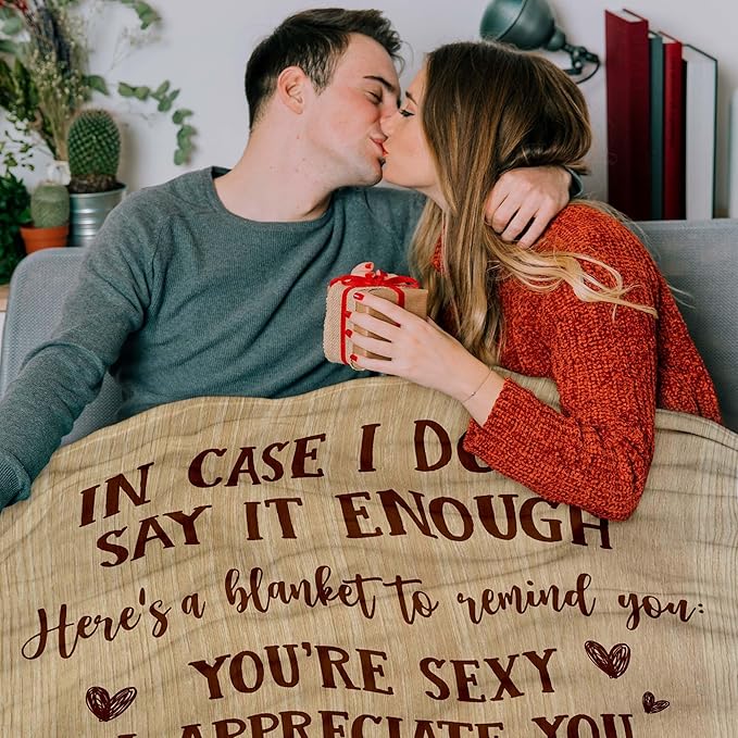 Couple Gifts for Girlfriend Boyfriend - Soft Fleece Throw Blankets 60x80 in - Wedding Anniversary Birthday Gifts for Him Her Husband Wife Women Men, I Love You Blanket