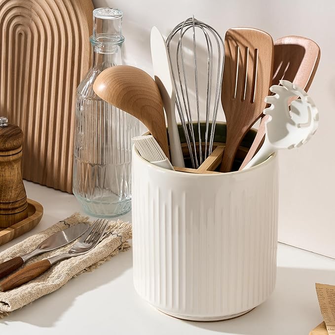 JIEMEI HOME Kitchen Utensil Holder, 7.2" Large Ceramic Stable Utensil Crock for Countertop, Utensil Organizer with Cork Mat, Removable Bamboo Divider for Easy, Kitchen Decor, White & Green