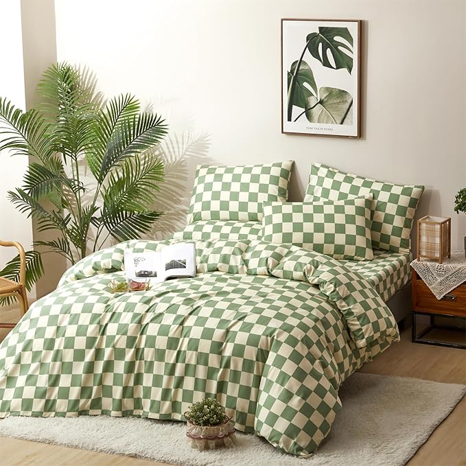 CLOTHKNOW Green White Plaid Queen Comforter Set 3Pcs Green White Grid Bedding Comforter Sets Checkerboard Queen Comforter Checker Queen Size Comforter Sets