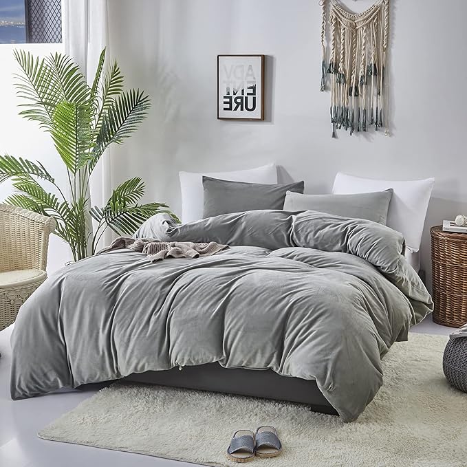 Luxlovery Grey Velvet Comforter Set - Full Plush Fluffy Bedding - Thick Warm Flannel Sherpa Comforter for Women & Men