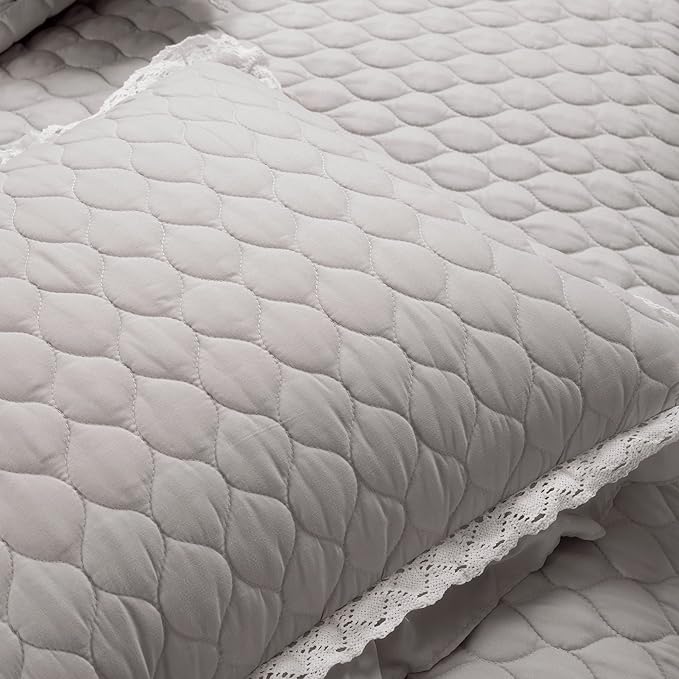 Lush Decor Ella Ruffle Lace Quilt, 3 Piece Set, Full/Queen, Light Gray - Cute Comforter - Queen Bedding Set - Gray Bedding Full Size - Coquette Decor - Ruffle Trim - Lace Trim