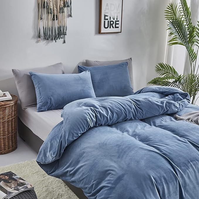Pureant Fluffy Comforter Set - King Size Blue Velvet Bedding - Soft, Breathable, Haze Blue Flannel Blankets