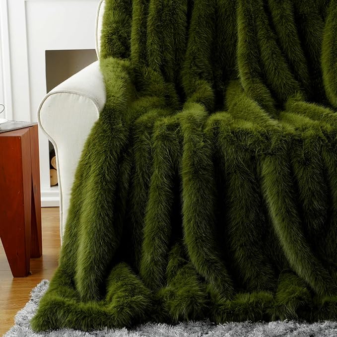 BATTILO HOME Luxury Fluffy Green Faux Fur Throw Blanket, Cozy Warm Fur Blanket for Couch, Sofa, Chair, Bed, Plush Fuzzy Fur Throws with Long Pile, 50"x60"