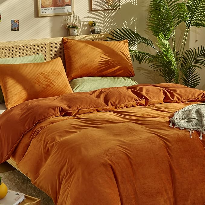 Pureant Burnt Orange Fluffy Comforter Set King Rust Velvet Bedding Comforter Sets for Women Girls Solid Terracotta Flannel Blankets Plain Rust Caramel King Size Comforter Modern Reddish Brown Bed