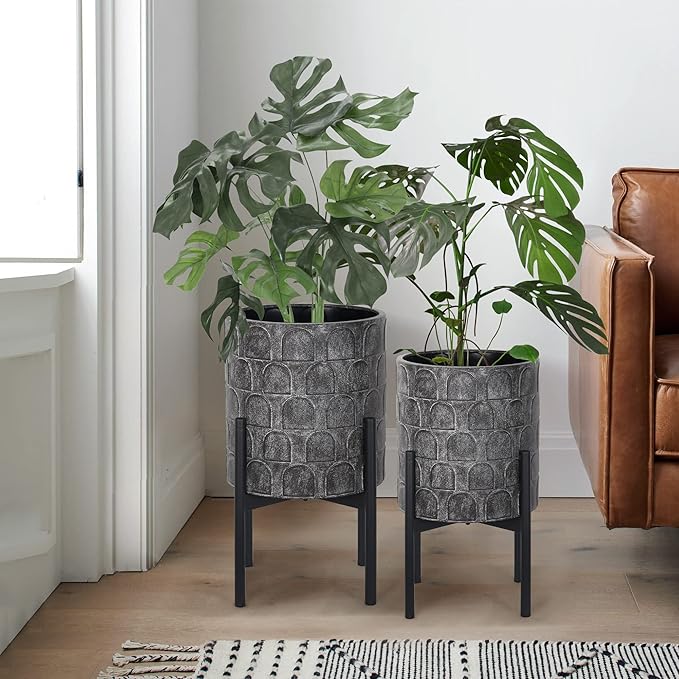 Oakrain Planters for Indoor Plants, Set of 2 Modern Planter with Stand, Decorative Metal Planter Pots for Living Room, Office, Garden, Balcony, 8"&10", Paint Black