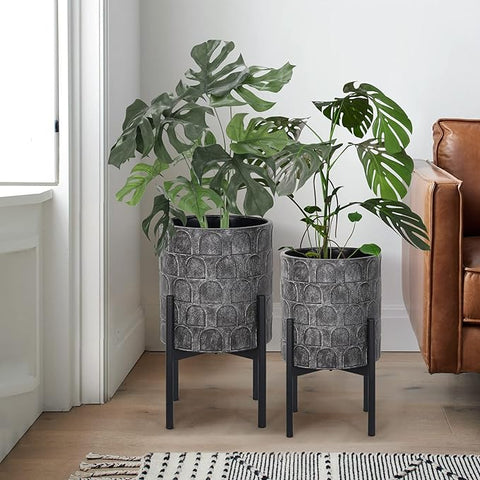 Oakrain Planters for Indoor Plants, Set of 2 Modern Planter with Stand, Decorative Metal Planter Pots for Living Room, Office, Garden, Balcony, 8"&10", Paint Black